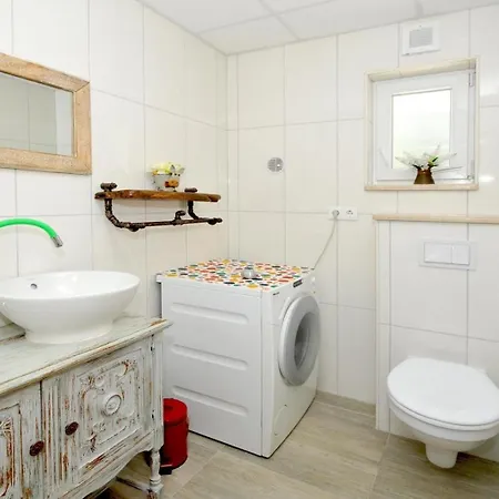 Family Friendly House With A Swimming Pool Plano, - 23902 Traù