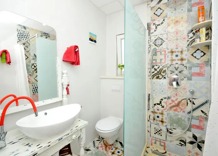 Family Friendly House With A Swimming Pool Plano, - 23902 Hébergement de vacances